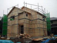 屋根の形は切妻