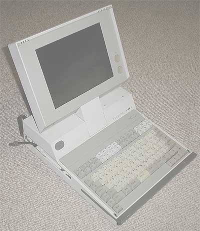 IBM 5535-M19 ラップトップパソコン外観