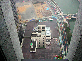 �_�C�r������̗l�q