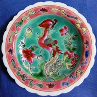 プラナカン陶器の皿