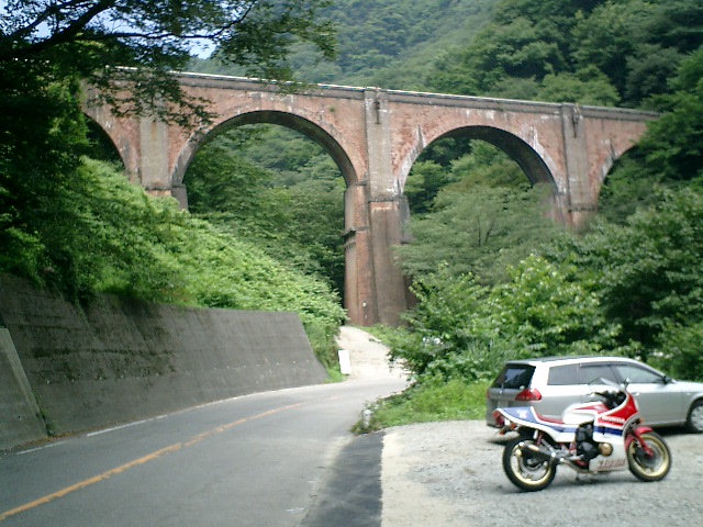 ���O�X���߂��ˋ�