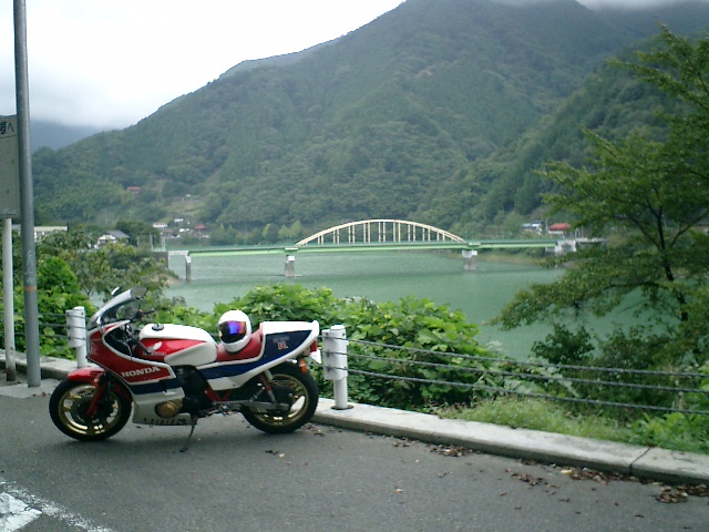 ����Ɖ������΂������܂����B