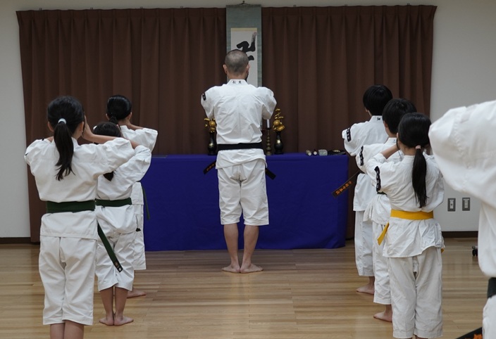 ���@������L����ŋV�����s���Ă����ʁi�J�c���j