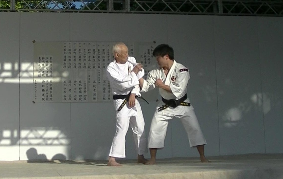 ���m���x�������{��Օ�[��ŕ�[���������Ă�����