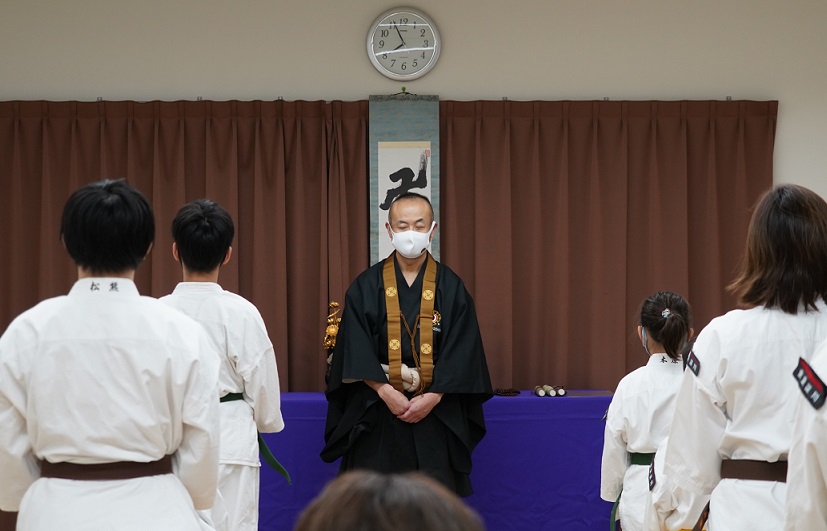 ���@������L����ŋV�����s���Ă����ʁi�J�c���j