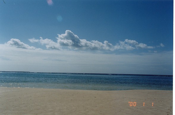 05beach.jpg