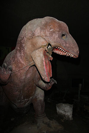チラノザウルス？