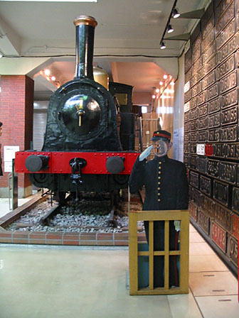 蒸気機関車と鉄道員顔出し看板
