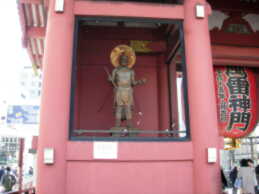 雷神像