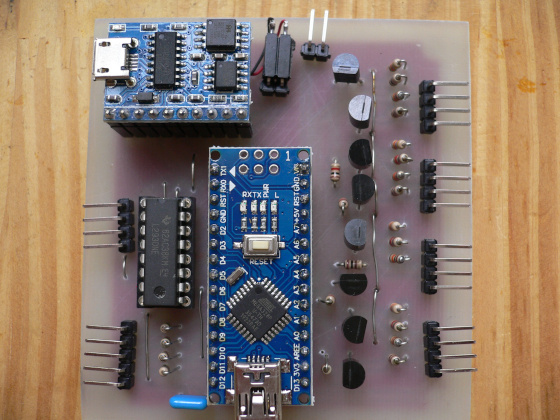 Arduino nano 踏切 センサー 遮断機 警報機