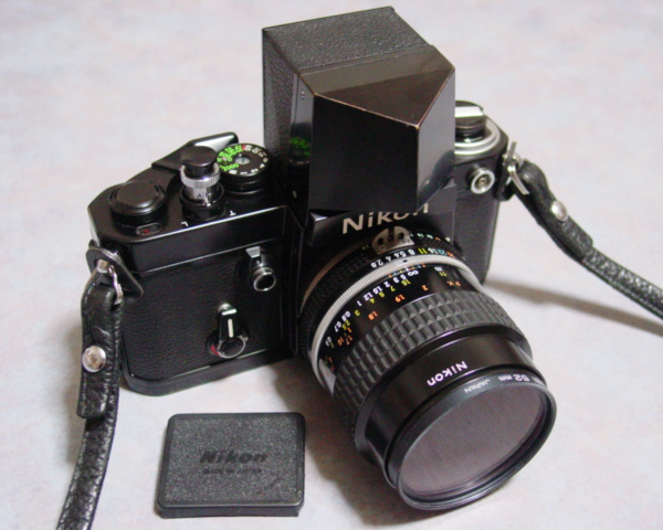 Nikon F2 黒のアクションファインダーDA-1