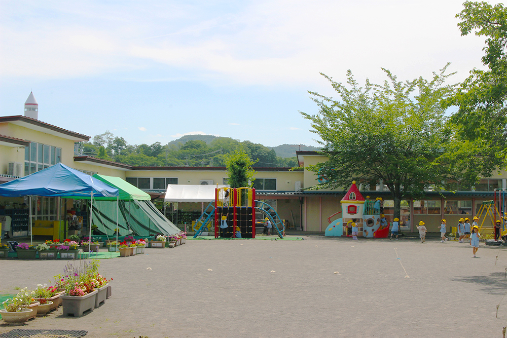 佳里保育園の全景