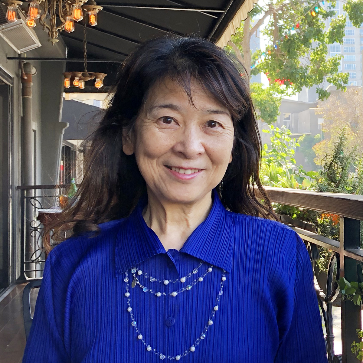 英会話主任講師： 畑 文枝